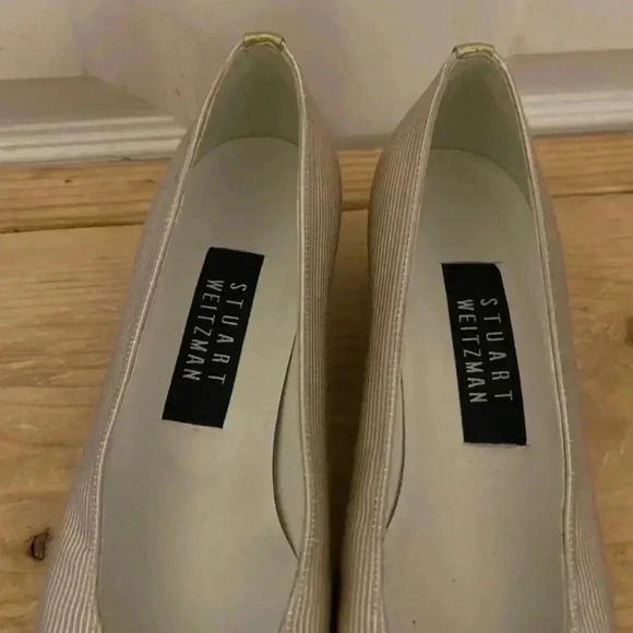 Stuart Weitzman Cream Fabric Square Heel Shoes - Picture 6 of 7